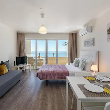 Jardins Da Rocha: Beachfront With Sea Views And Pools