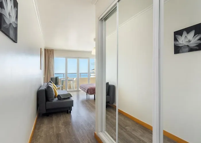 Da Rocha, 17 H, Frontal Sea View, Wonderful Studio, Air Conditioning, Two Pools, Internet, Parking - Jardins Da Rocha By Ig アパート *