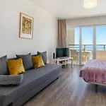 Apartment Jardins Da Rocha: Beachfront With Sea Views And Pools *
